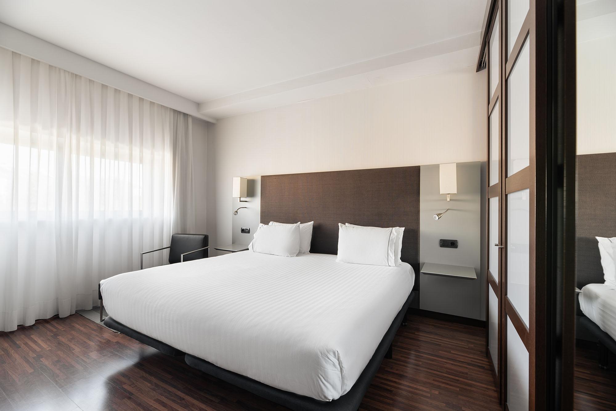 Hotel Exe Zizur Pamplona Zizur Mayor Exterior foto